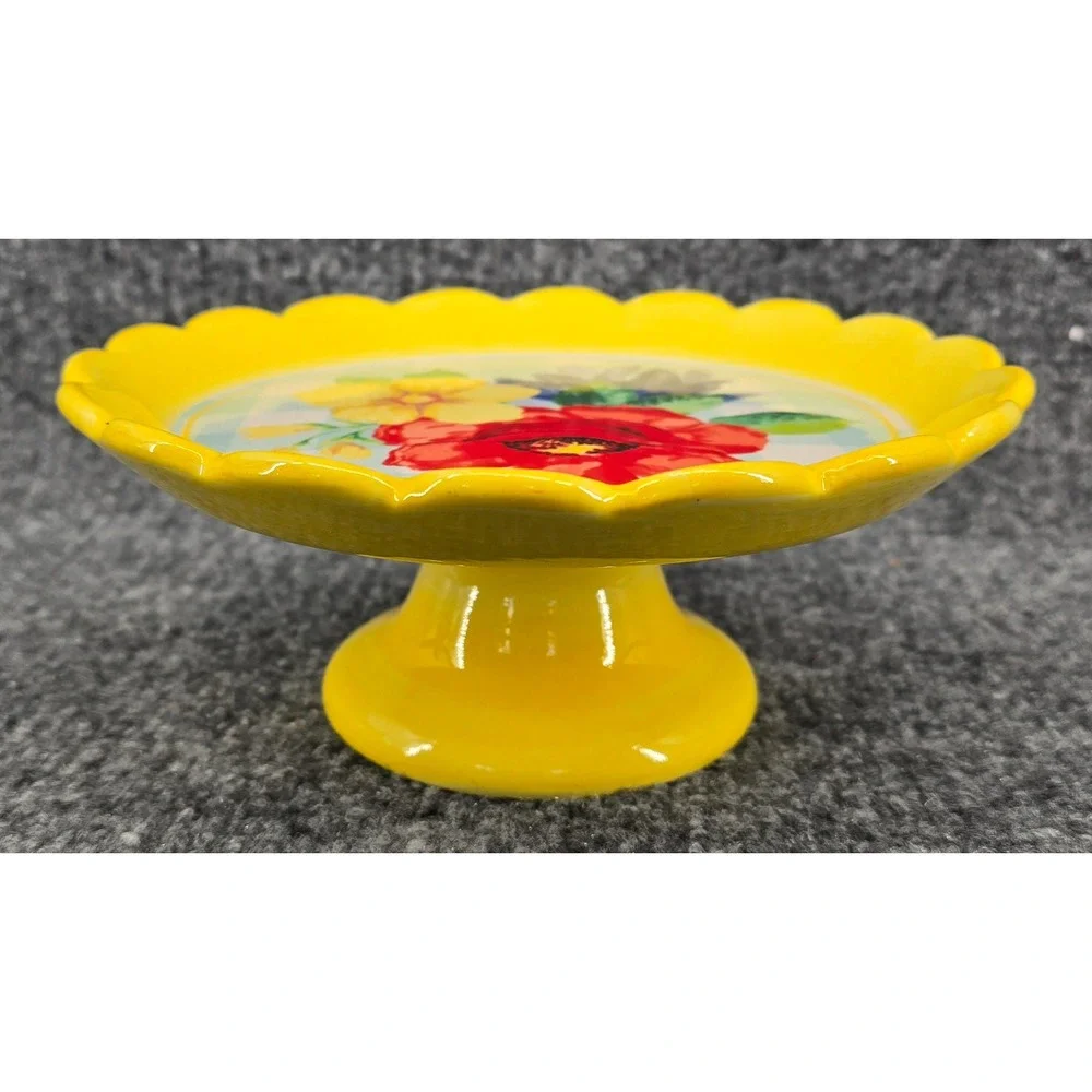 The Pioneer Woman Delaney Pedestal Stand 8